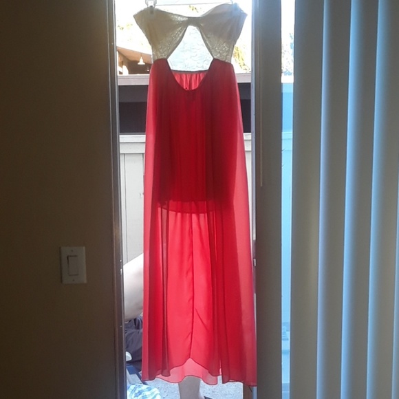 Dress - Picture 2 of 4